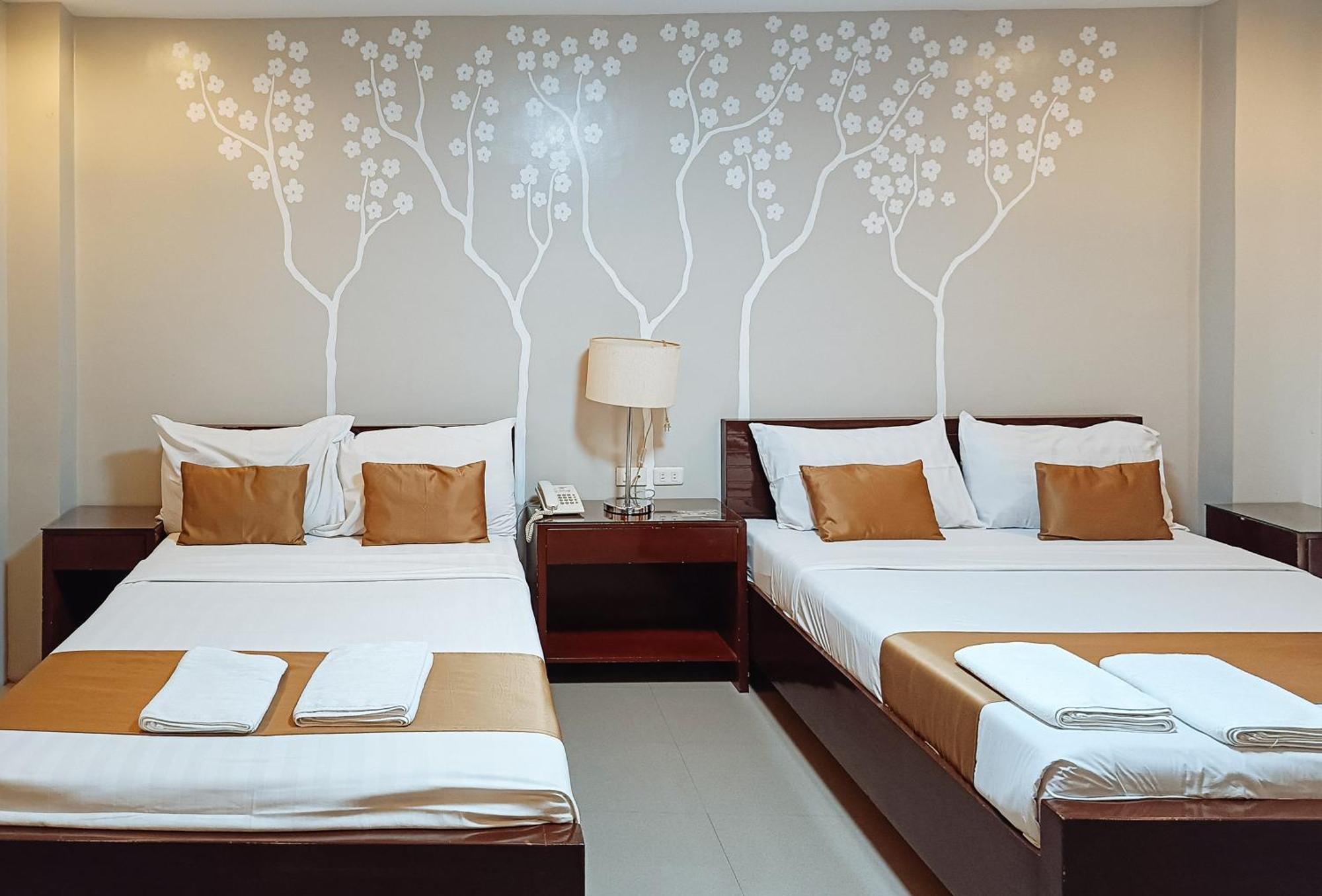 Hotel Juliana Tuguegarao City Bagian luar foto